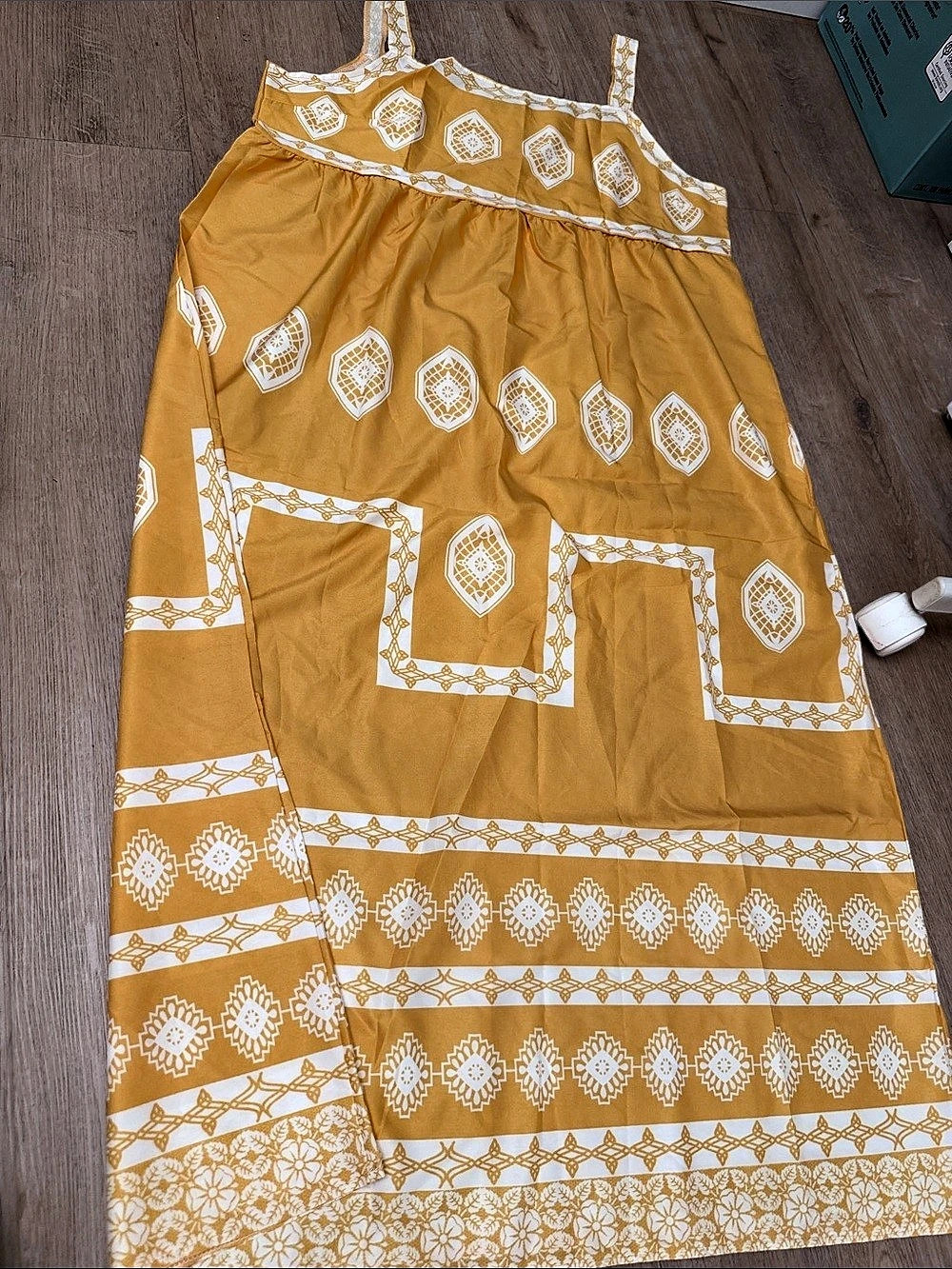 MISSLOOK Yellow & White Geometric Maxi Dress